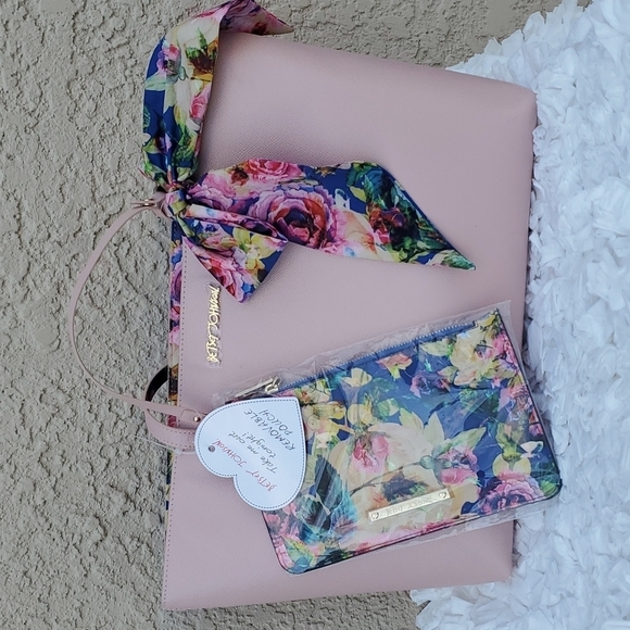 NWT BLUSH BETSEY JOHNSON LARGE TOTE - Picture 7 of 7